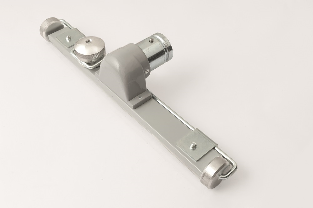 Ofendüse mit Rollen Ø40, vz., 400mm breit SUCKER X FURNACES D40 MM400 FE COMPLETE Ofendüse mit Rollen Ø40, vz., 400mm breit SUCKER X FURNACES D40 MM400 FE COMPLETE